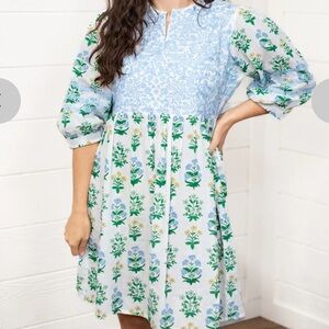 NWOT Layerz Clothing 10 Floral Blue Green Embroidered geometric Women’s Dress